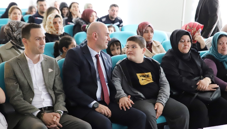 İBB ÖZEL BİREYLERİ BULUŞTURDU